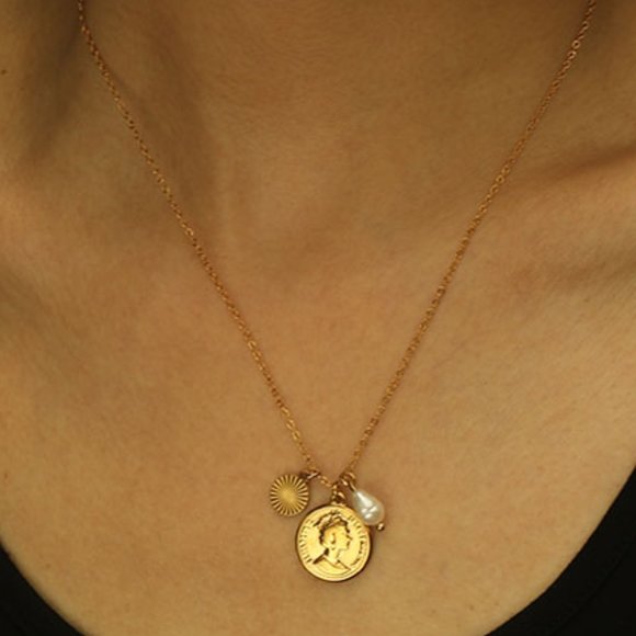 IZABELLA Vintage Charms Necklace - Picture 4 of 7